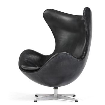 487. Arne Jacobsen, an "Egg" armchair, Fritz Hansen, Denmark, 1964.