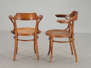 KARMSTOLAR, ett par, Thonet. 1900-talets första hälft.