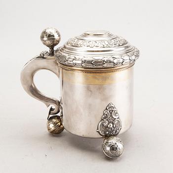 A Swedish 20th century silver tankard mark of CG Hallberg Stockholm 1951 weight 578 gr.