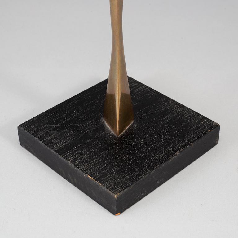 VEIKKO KERÄNEN, bronze, signed and numbered 5/8 underneath the base.