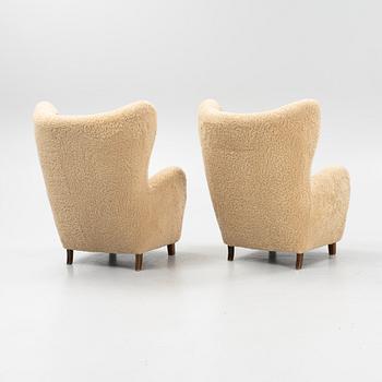 A pair of Danish Modern armchairs, possibly by Mogens Lassen, 1940's/50's.