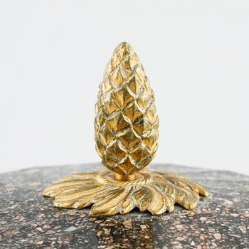 An early 19th century lidded butter dish.