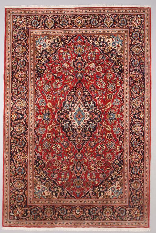 MATTA, Keshan, old, ca 291 x 193 cm.