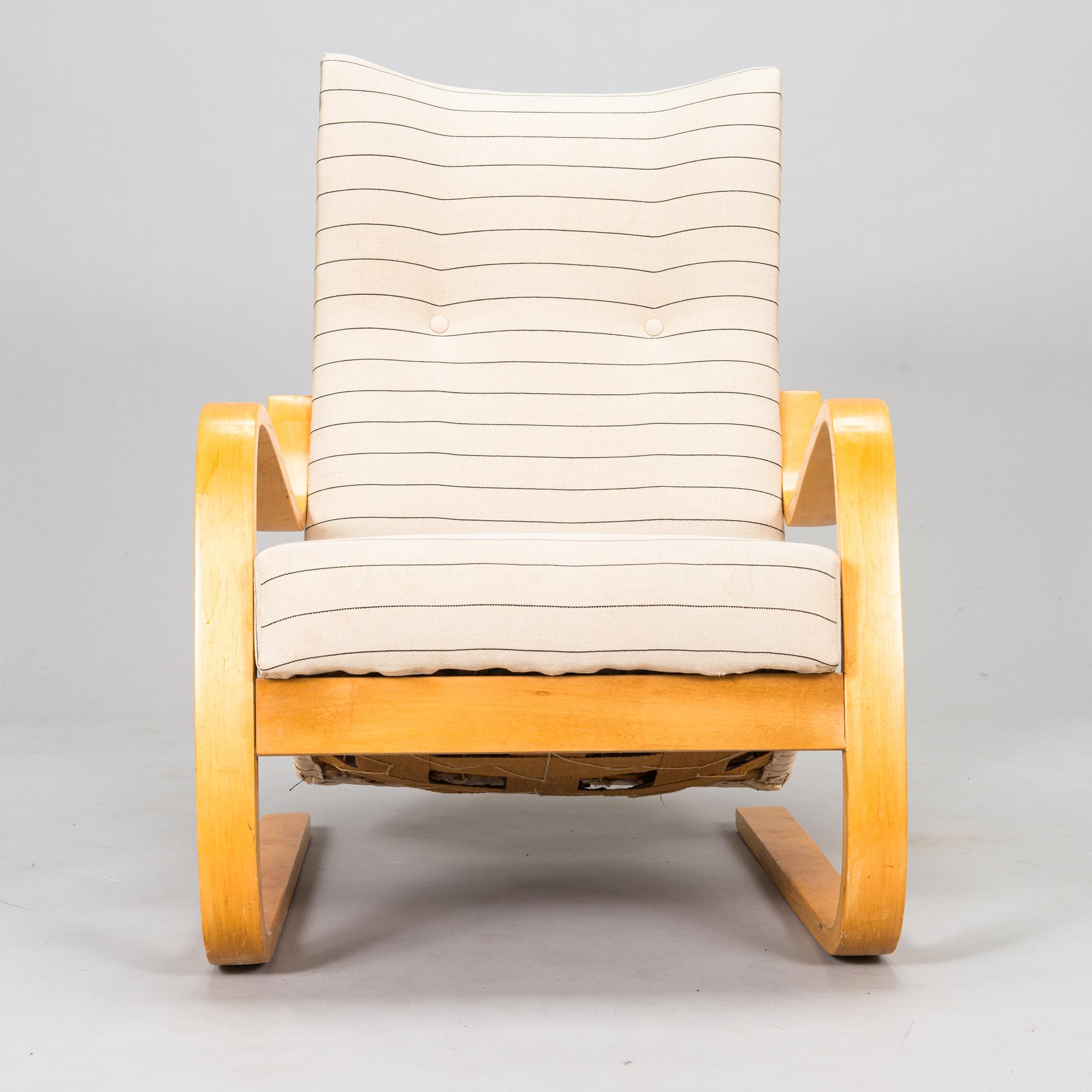 Alvar Aalto, A mid-20th century 'A35' armchair for Huonekalu- ja Rakennustyötehdas A.B.