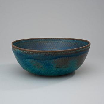 A Stig Lindberg stoneware bowl, Gustavsberg Studio 1958-59.