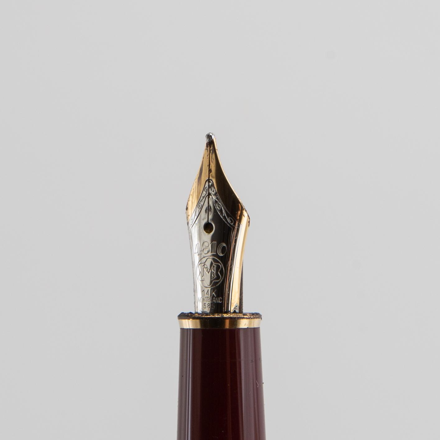 Mont Blanc fountain pen and ballpoint pen "Meisterstück".