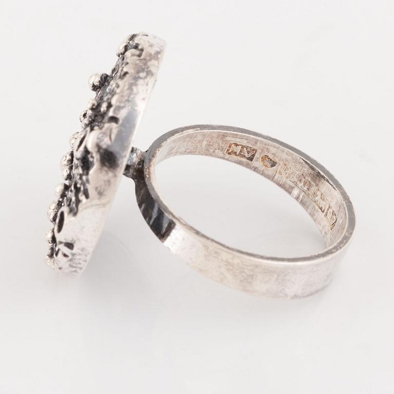 Martti Viikinniemi, ring, silver.