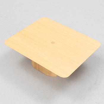 Alfredo Häberli, bord, "April", Nikari, Finland.