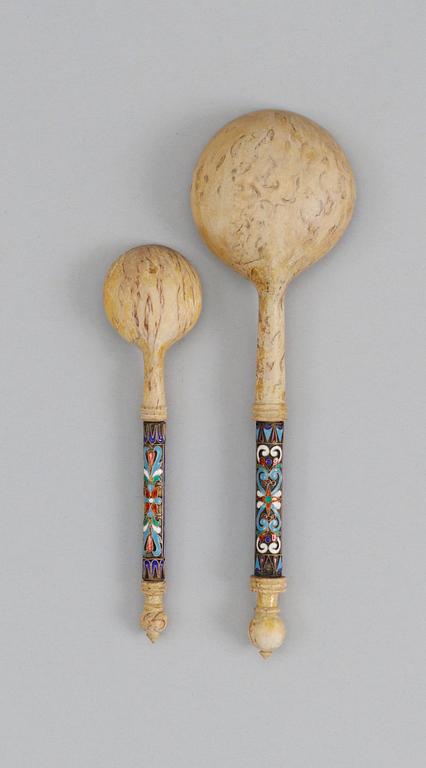 TWO RUSSIAN ENAMEL AND BIRCH SPOONS, marked S:t Petersburg 1899-1908.