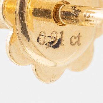 Örhängen 18K guld med briljantslipade diamanter.