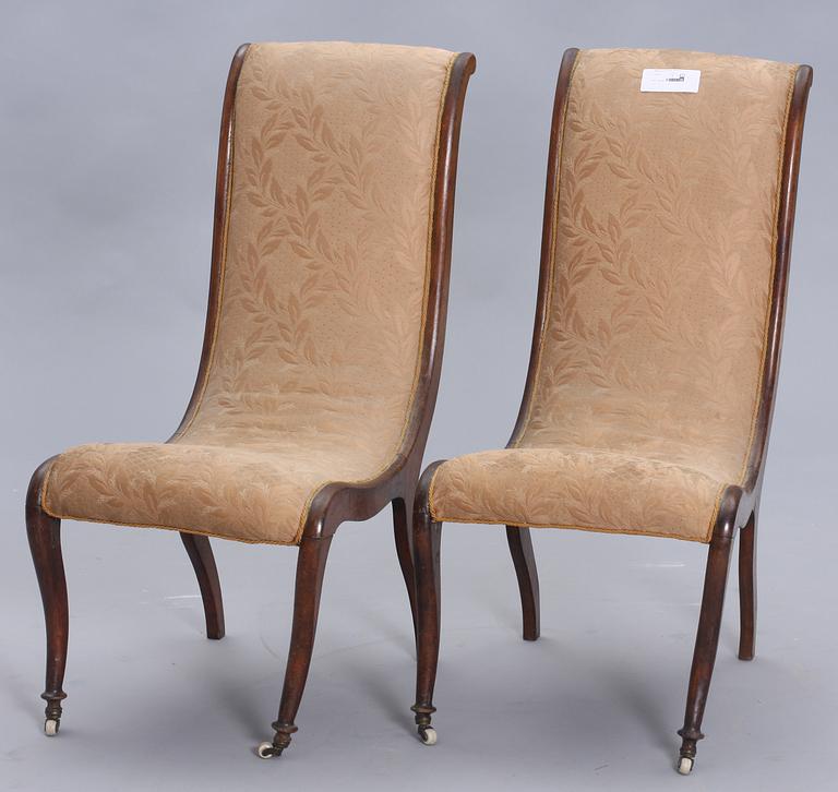 FÅTÖLJER ett par, senempire, 1800-talets mitt.