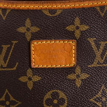 Louis Vuitton, "Saumur 35" väska.