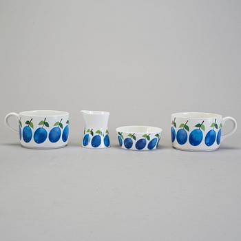 SERVISDELAR, 28 st, porslin, "Prunus" Stig Lindberg, Gustavsberg.