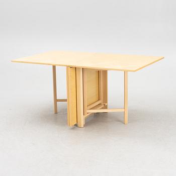 Bruno Mathsson, a "Maria Flap", dining table, MAthsson International, Värnamo, Sweden, 2017.