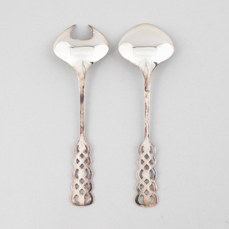 A pair of silver salad servers, David Andersen, Norway, mid-20th century.