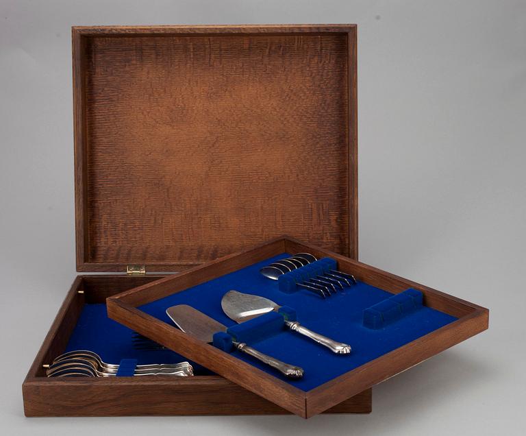 BESTICK, 32 delar, silver, "Chippendale", Auran Kultaseppä, Åbo 1990. Vikt tot. 1158,5 g.