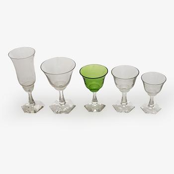 Glasservis, 71 delar.