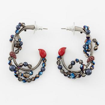 Swarovski, örhängen och halsband.