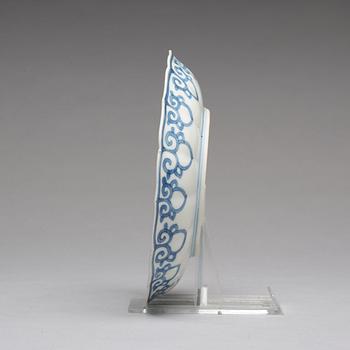 SKÅLFAT, fyra stycken, porslin. Qingdynastin, Kangxi (1662-1722).