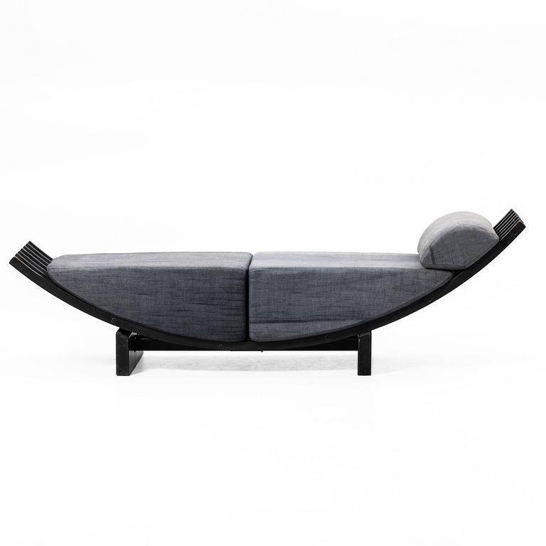 Jonas Bohlin, Daybed, “Concav”, Källemo, late 20th century.
