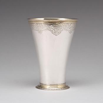 Gustaf Stafhell d ä, bägare, silver, Stockholm 1742.