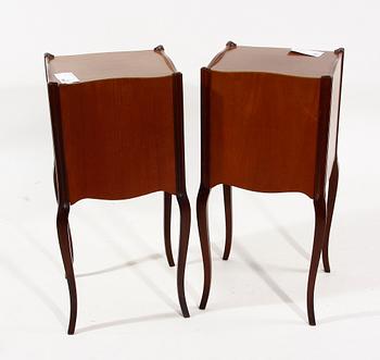 LAMPBYRÅAR, ett par, gustaviansk stil.