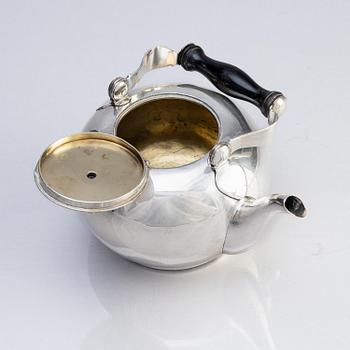 A Swedish 18th century silver teapot, mark of Arvid Floberg, Stockholm 1790.