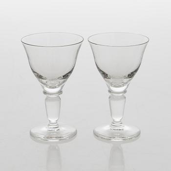 Henry Ericsson, an 18-piece set of 1930s drinking glasses, Riihimäen Lasi, Finland.