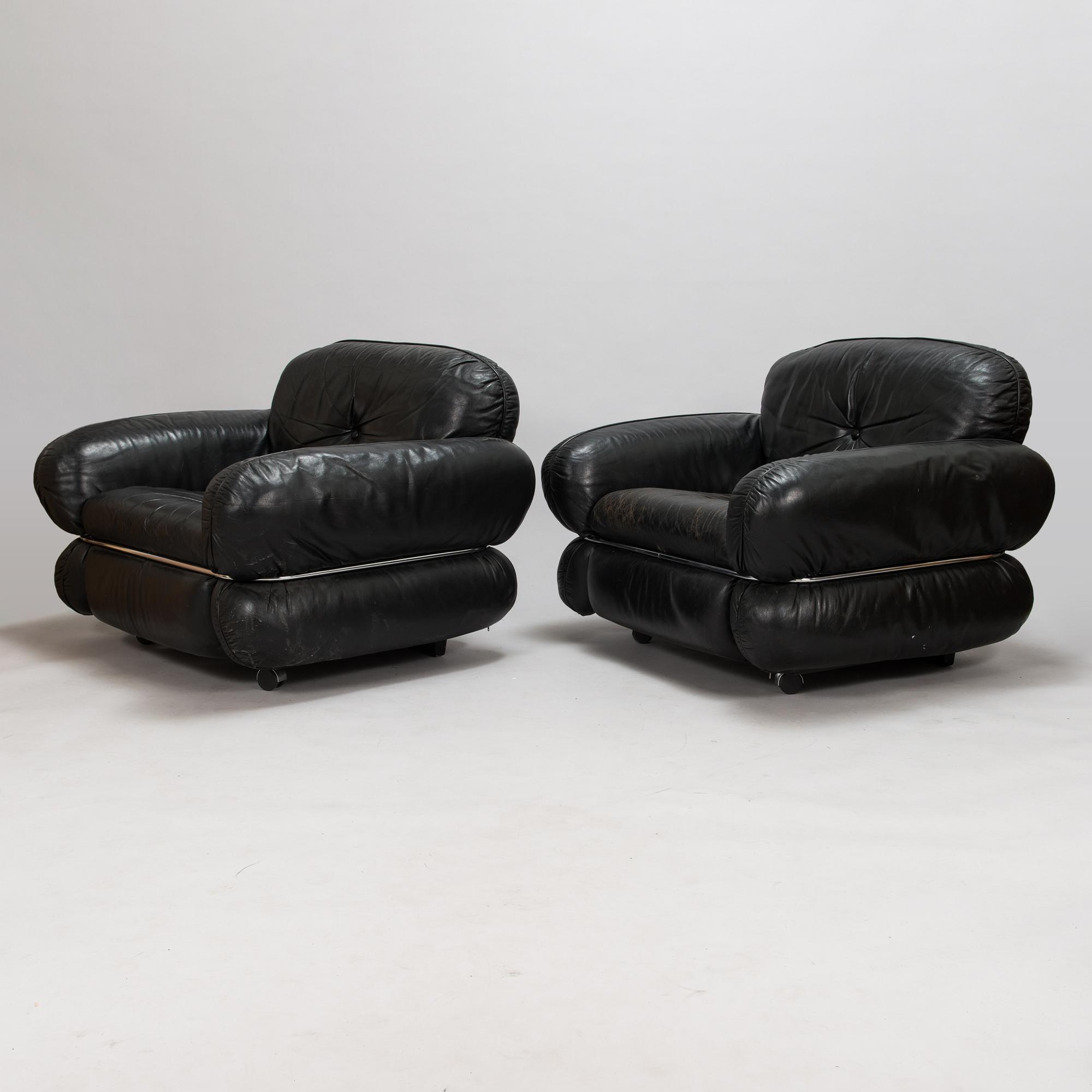 Kurt Hvitsjö, A pair of 1970's 'Hannibal' armchairs for Isku.