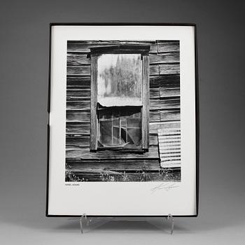 FOTOGRAFISK MAPP, 12 st, "12 Instant Images", utgiven av Polaroid, sign i trycket, Ed 1000, 1973-75.