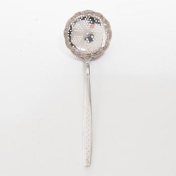 C.G. Hallberg, A Swedish silver sugar bowl with glass insert, mark of CG Hallberg, Stockholm 1896.