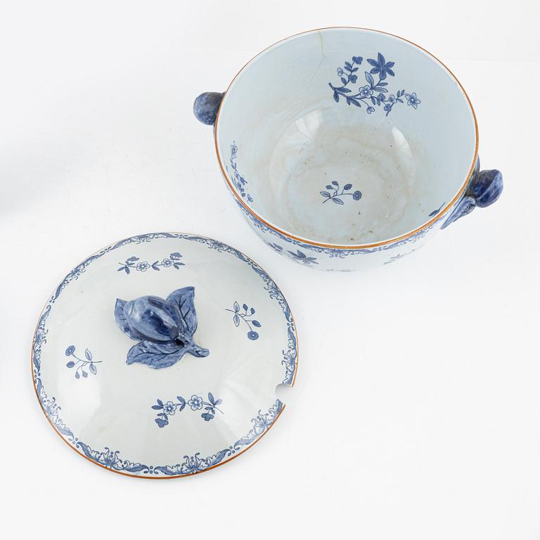 20 pieces of an 'East Indies' dinner service, Rörstrand, Sweden.