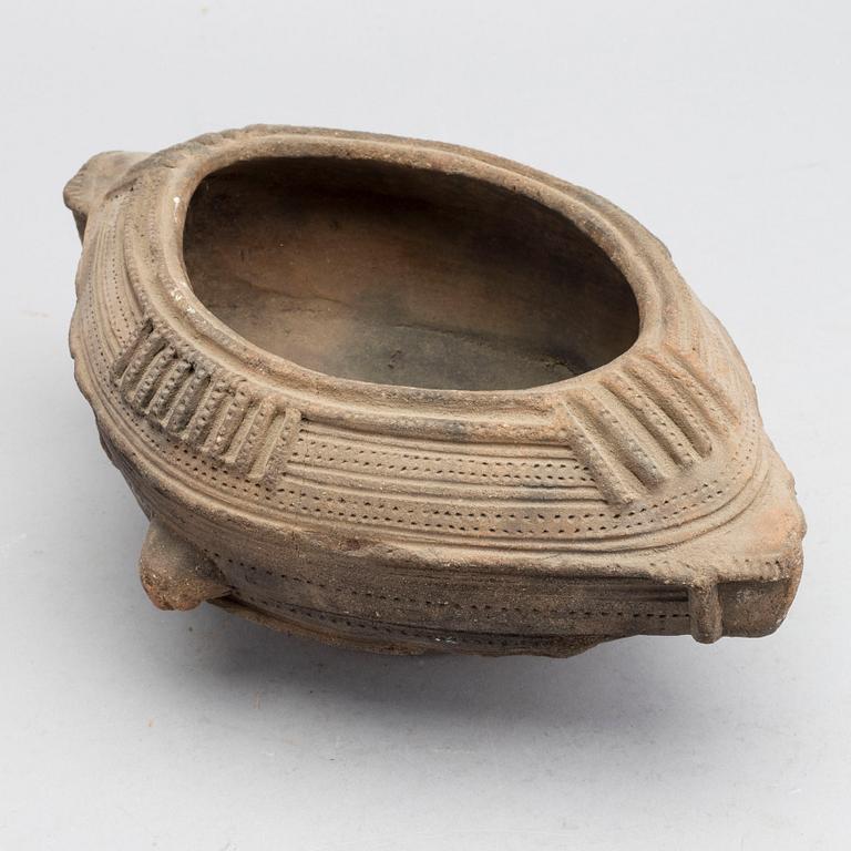 An African Benin earthenware bowl 20th century or older.