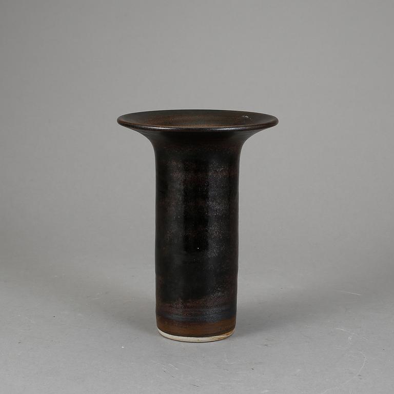 VAS, stengods, Carl Harry Stålhane, Designhuset, uniksignerad.