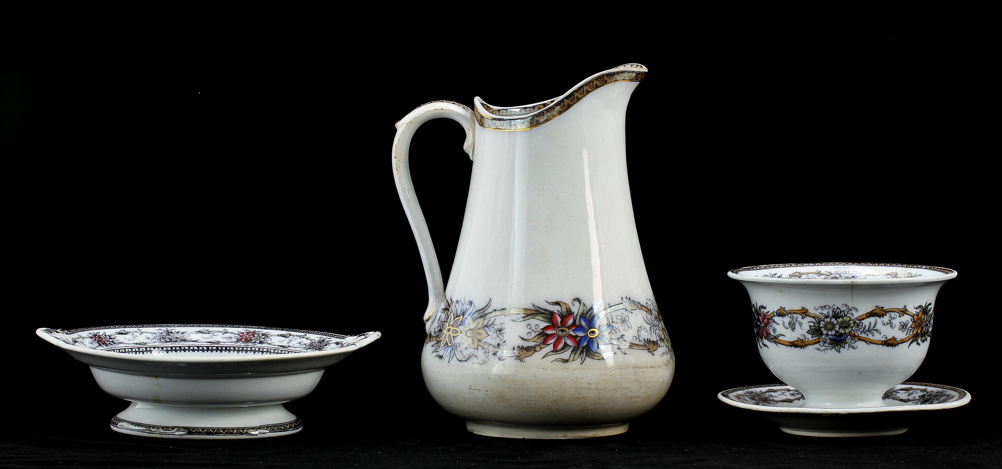 SERVISDELAR, 65 st, flintgods, "Iris", Rörstrand, 1872-1910.