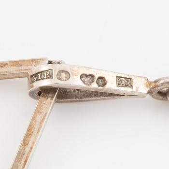 Claës E. Giertta, hänge med kedja, silver, Stockholm 1967.