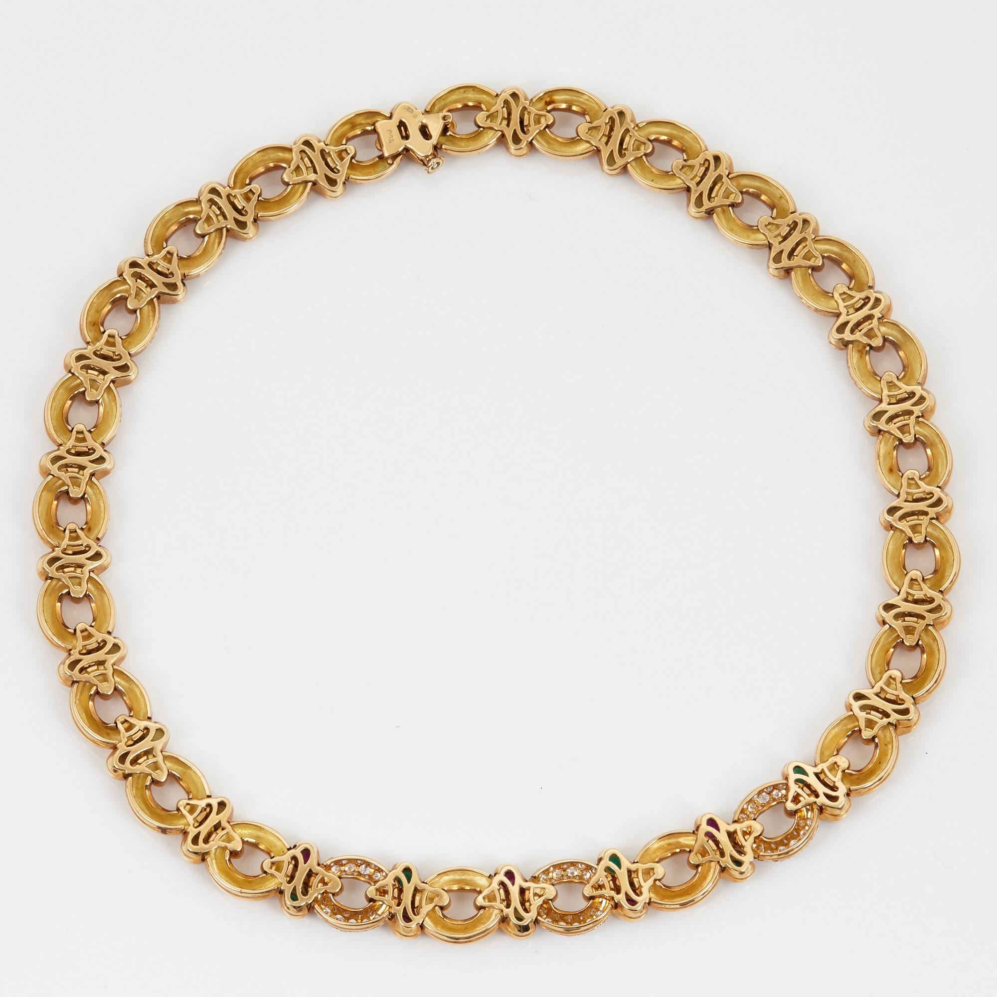 COLLIER.