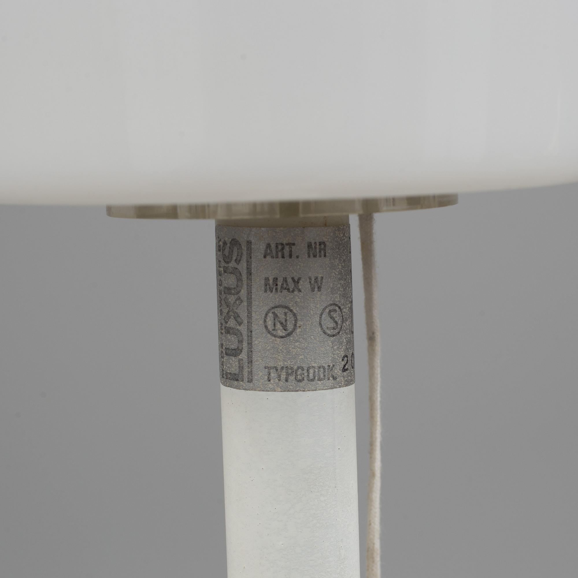 GOLVLAMPA, Luxus, Vittsjö, 1900-talets andra hälft.