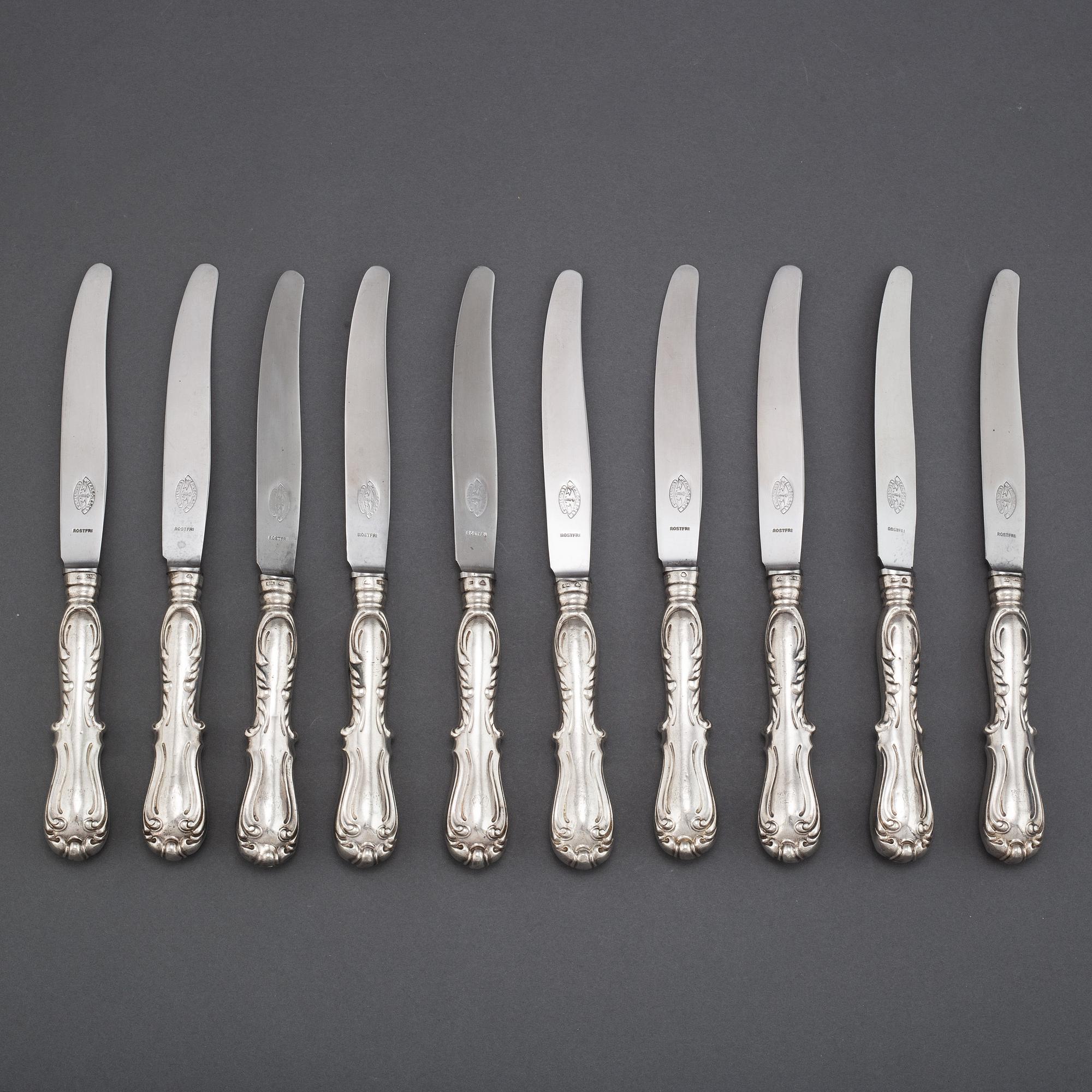 10 Swedish silver dinner knives, model Prins Albert, mark of G Möllenborg, Stockholm circa 1860.