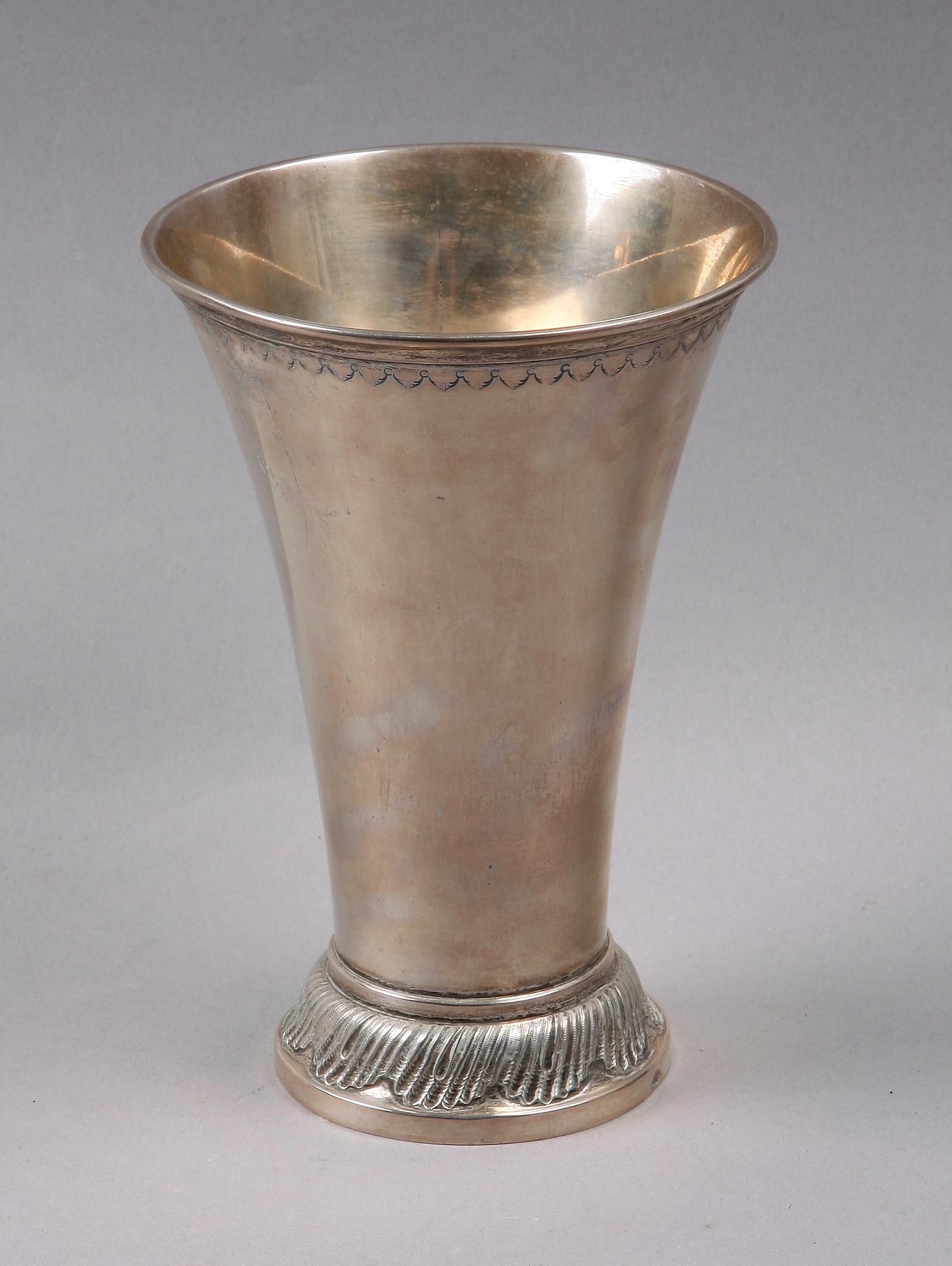 BÄGARE, silver Bernhard Hetz AB, Stockholm, 1912. Vikt 338 gr.
