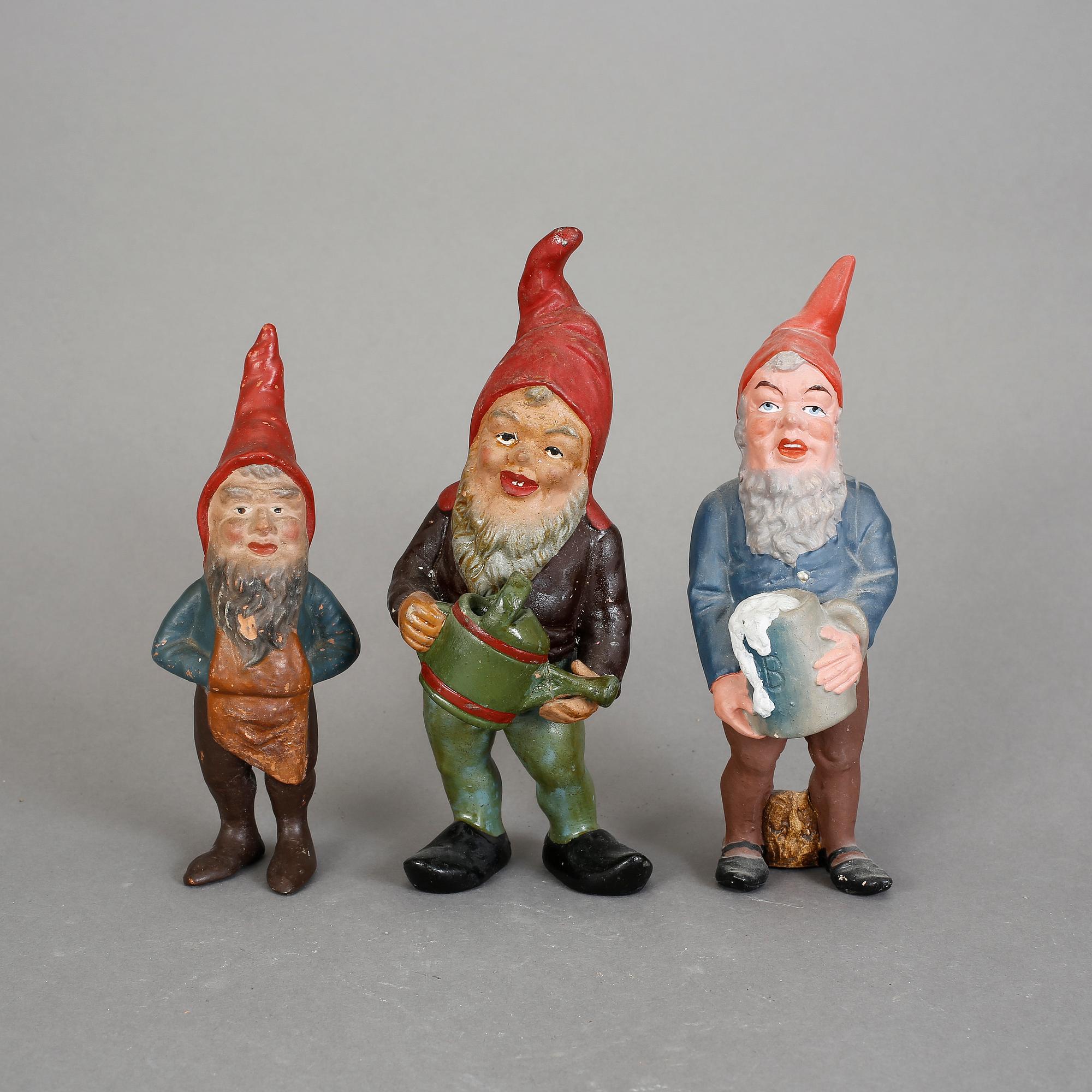 FIGURINER, 3 st, keramik, 1900-tal.