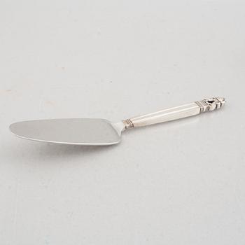 Johan Rohde, a 63-piece sterling silver flat wear set, "Konge"/"Acorn", Georg Jensen, Denmark.