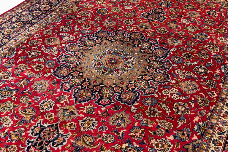 Carpet, Isfahan, approx. 410 x 295 cm.