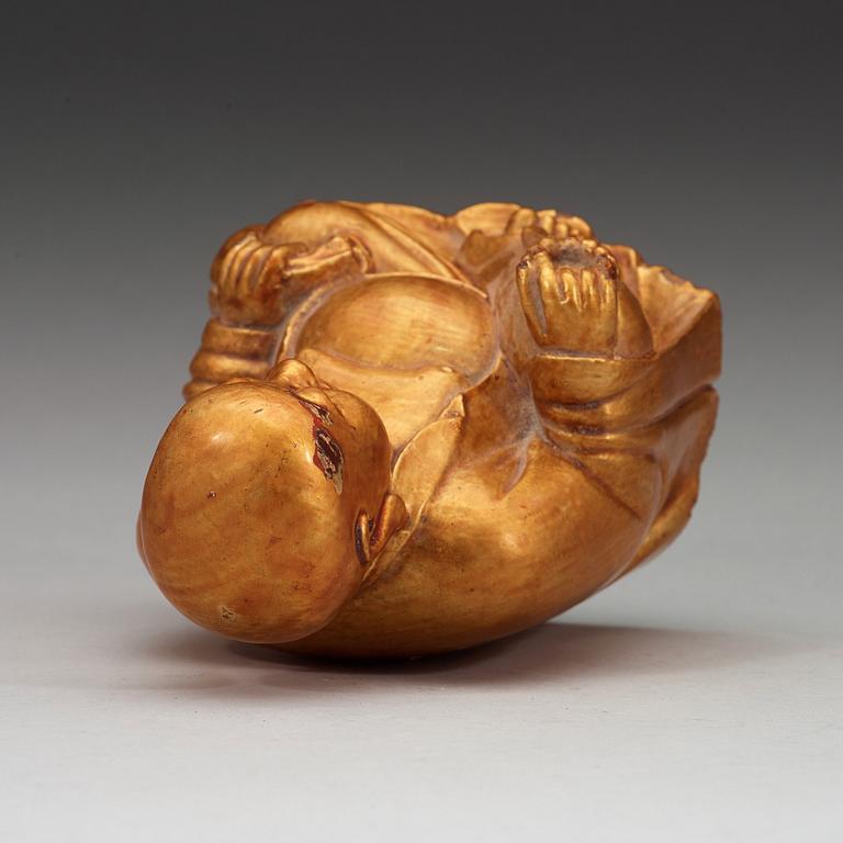 A gilt and lacquered figure of Budai,  Qing dynasty (1644-1912).