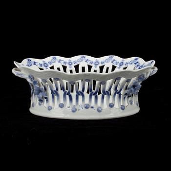 SERVERINGSSKÅL, porslin, Royal Copenhagen, 1900-talets första hälft.