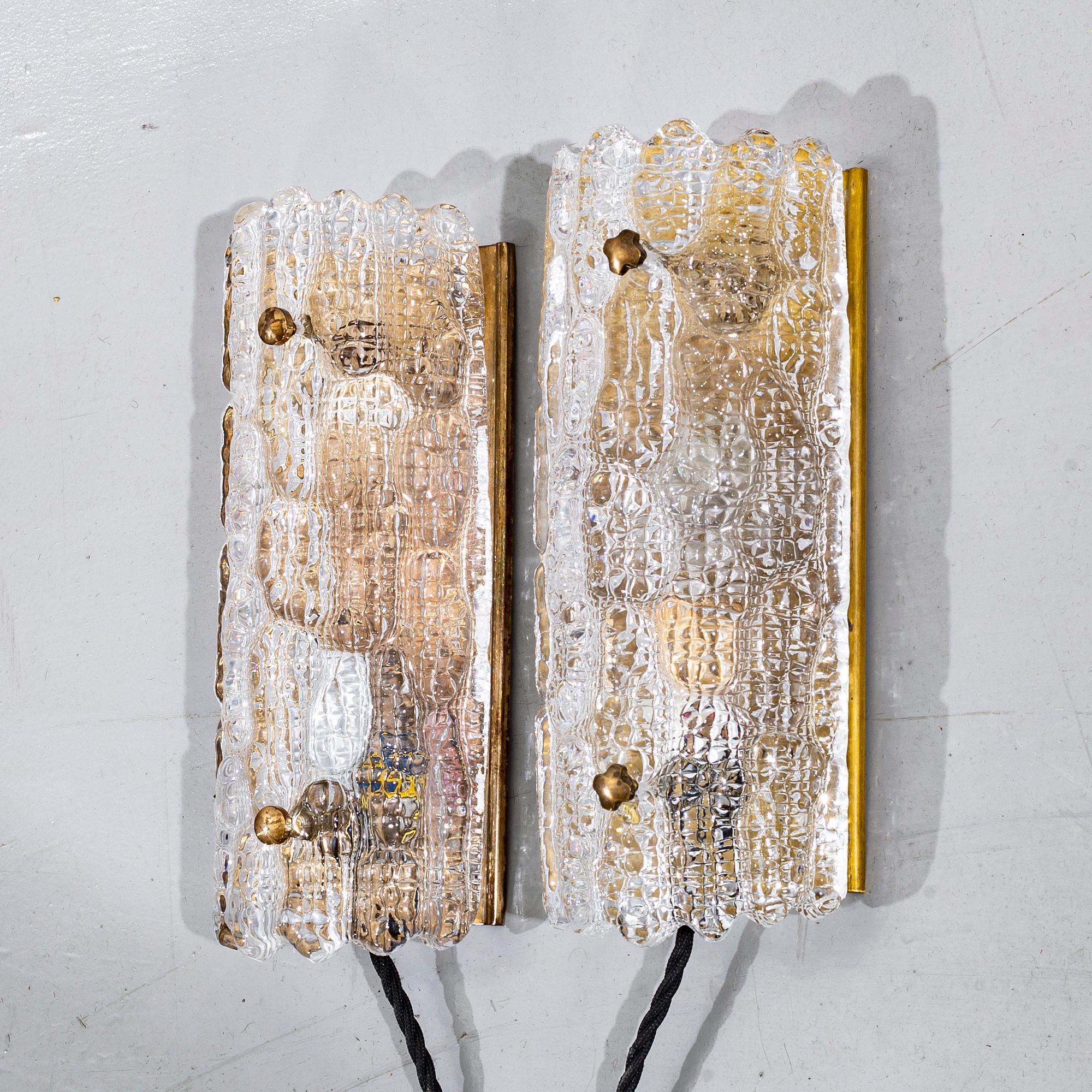 CARL FAGERLUND, a pair of Orrefors wall scones.