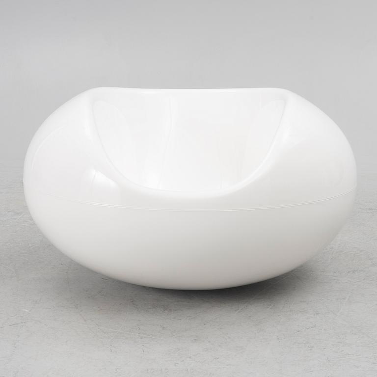 Eero Aarnio, armchair "Pastilli", 2022.