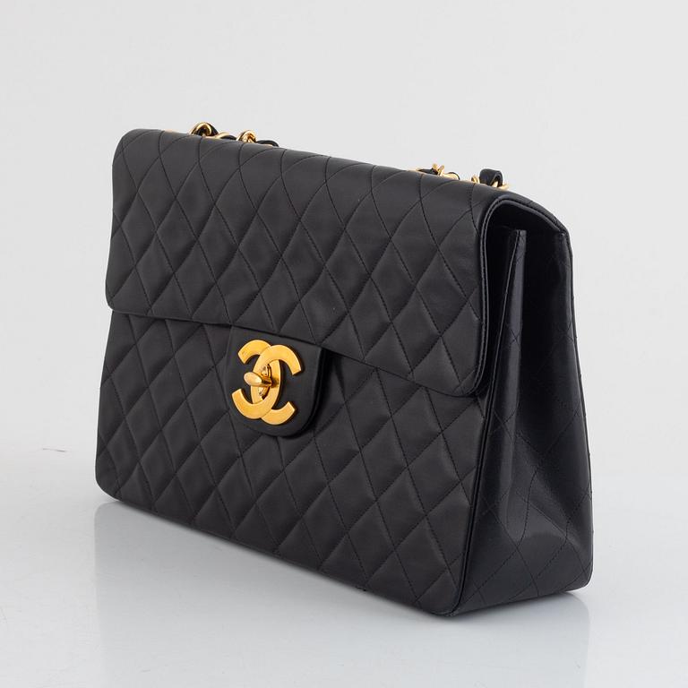 Chanel, väska, "Maxi Classic Flap Bag", 1994-1996.