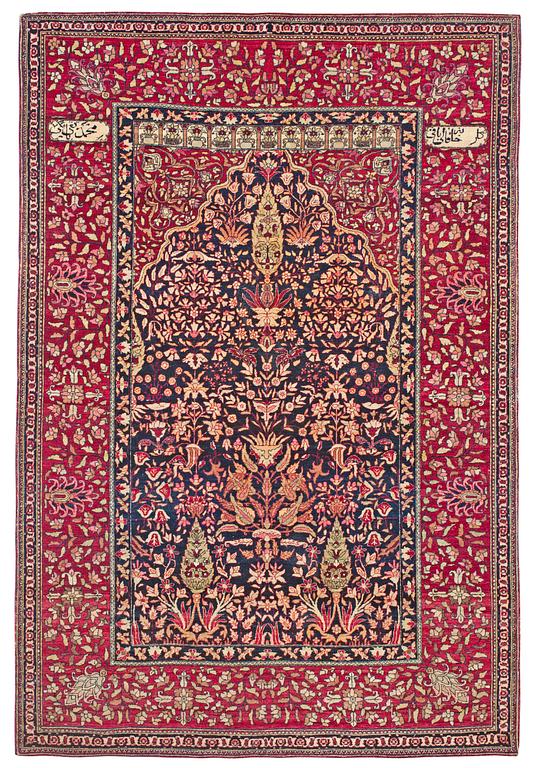 ANTIQUE/SEMI-ANTIQUE ESFAHAN. 210 x 143,5 cm.