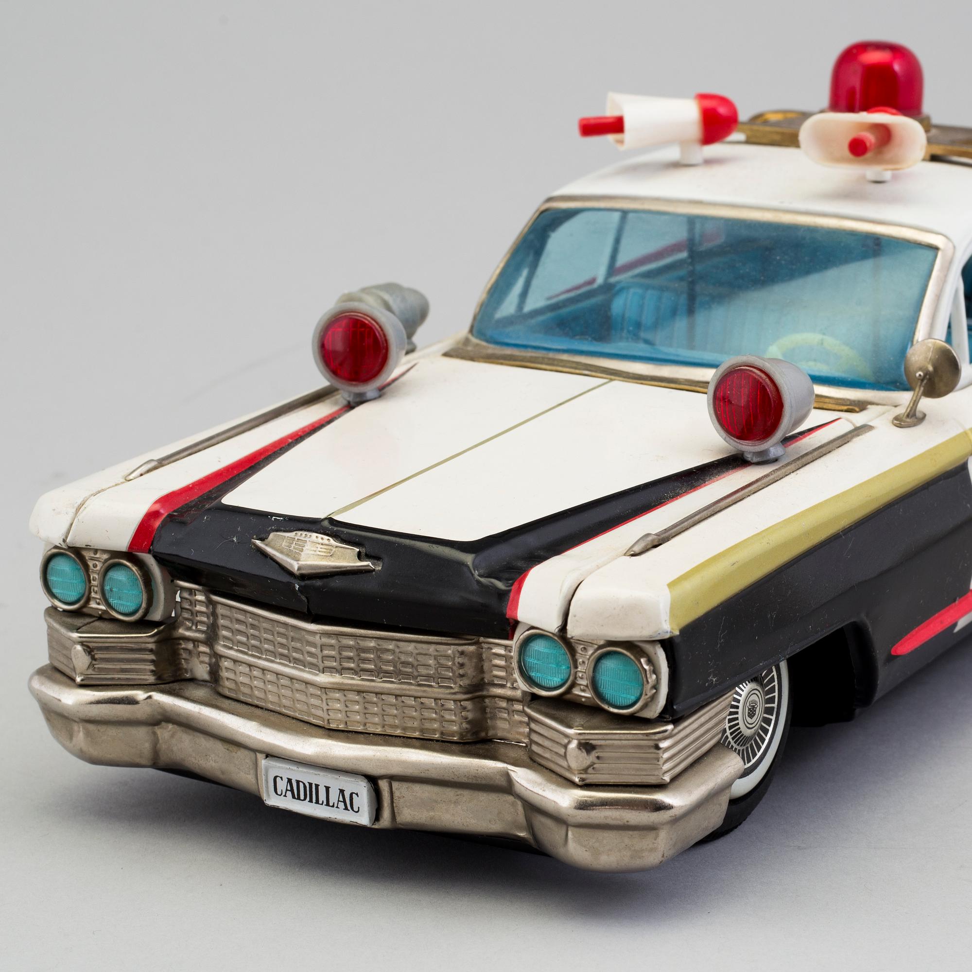 大人気 a BANDAI  自動車